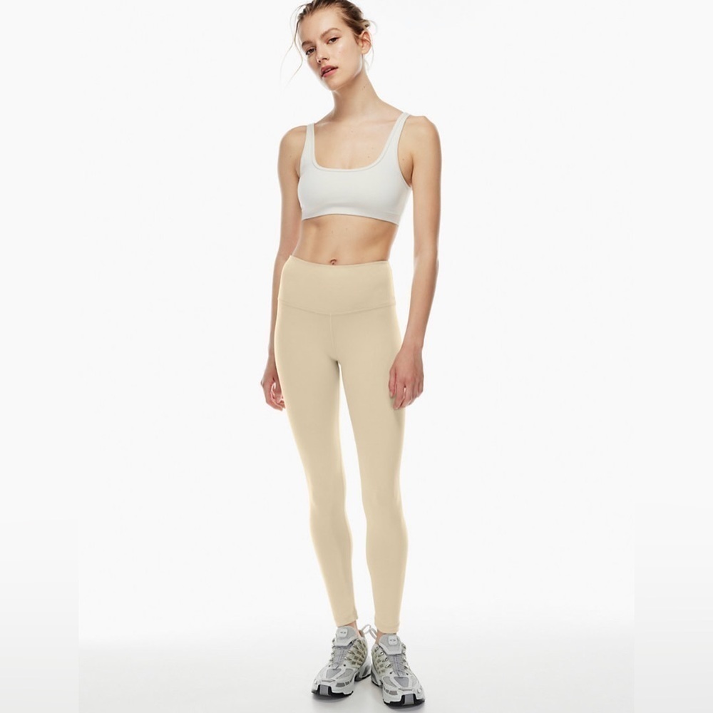 Aritzia TnAction  Hi-Rise Legging